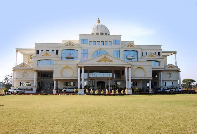 indore-institute-of-law-big-0
