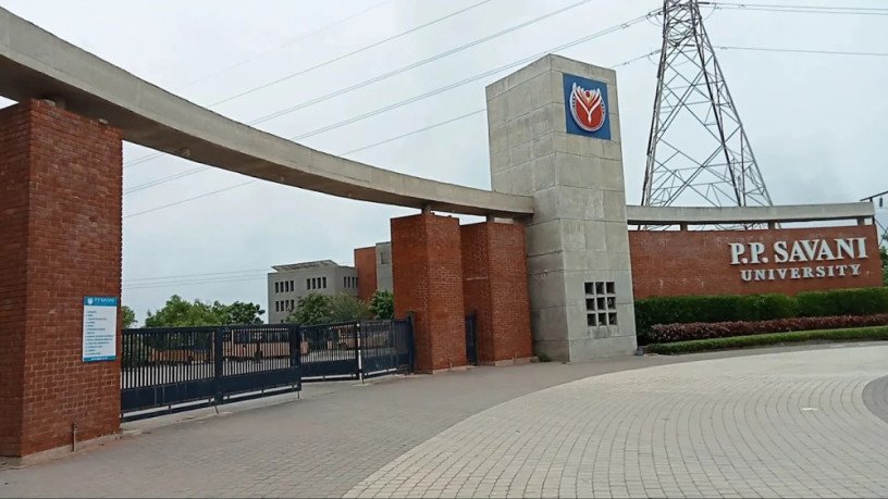 p-p-savani-university-big-3