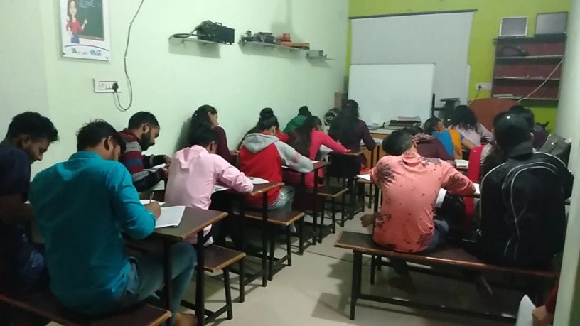 balaji-computer-institute-dca-pgdca-pithampur-big-1